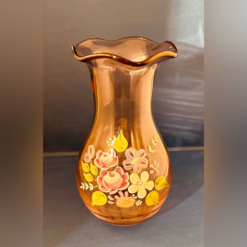 FENTON Purple Amethyst Glass
Floral Ruffled Hand Painted Vase 8"h